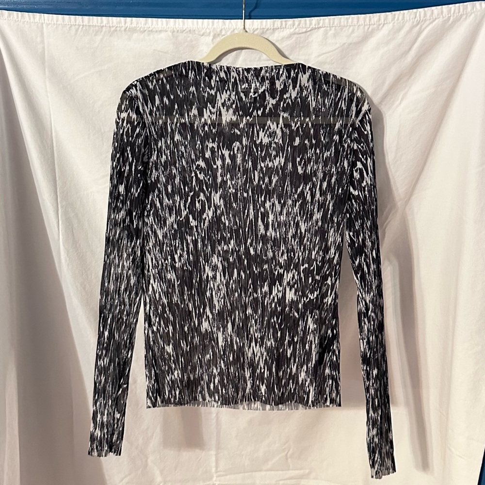 & Other Stories Crinkle Mesh Top in Black and White Print